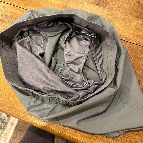 Nike Women's Tempo Luxe 5" Running Shorts (CZ9576-084) Size XS - Picture 6 of 7